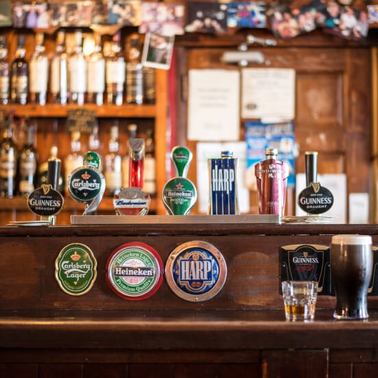 pub and bar template menu img